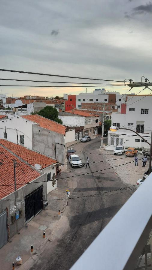 Apartamento Mobiliado Com Varanda No Centro De Paulo Afonso Bagian luar foto